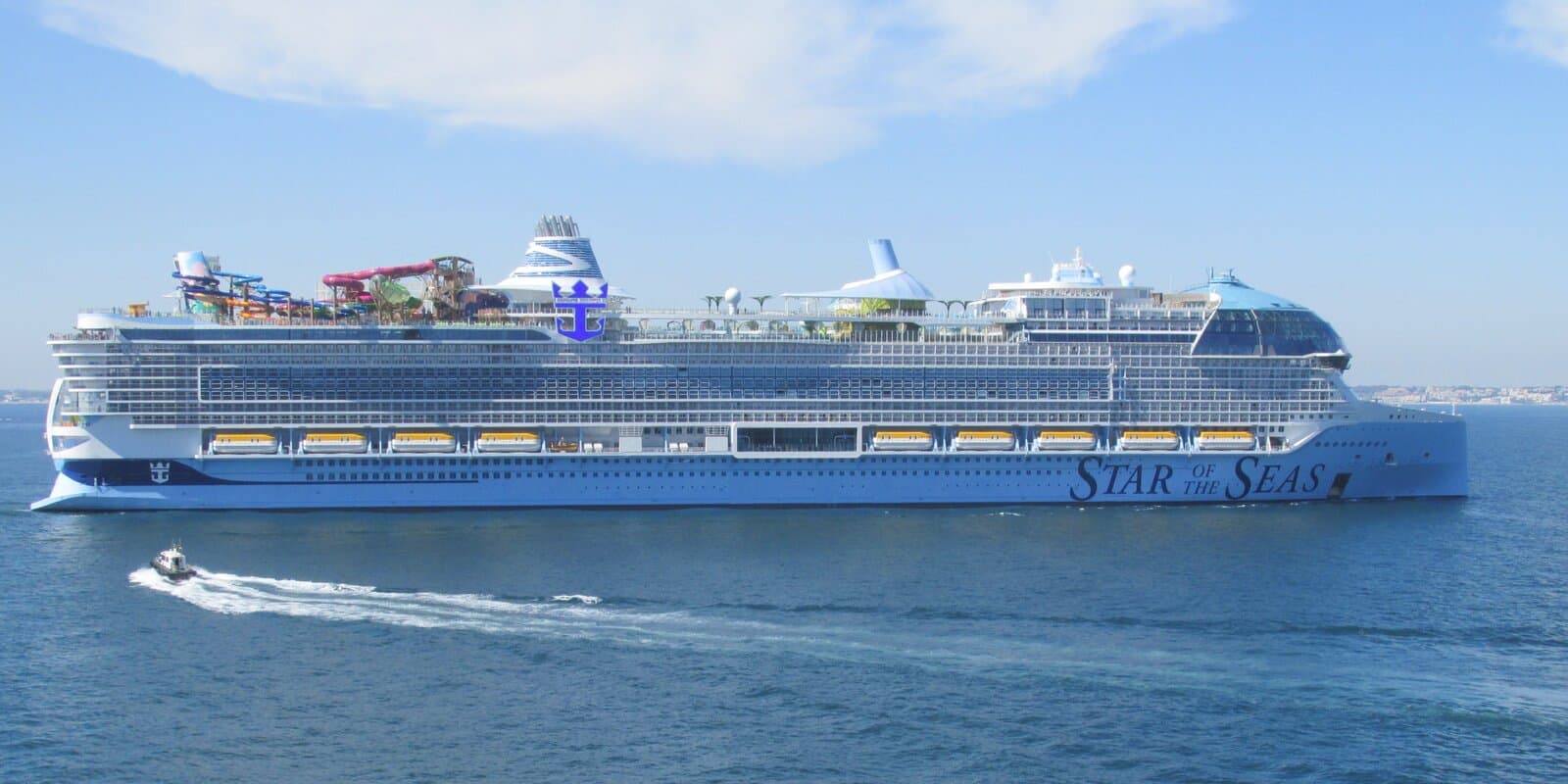 Star of the Seas, an Icon-class sister ship to Legend of the Seas, at Cadiz during a pre-service delivery voyage